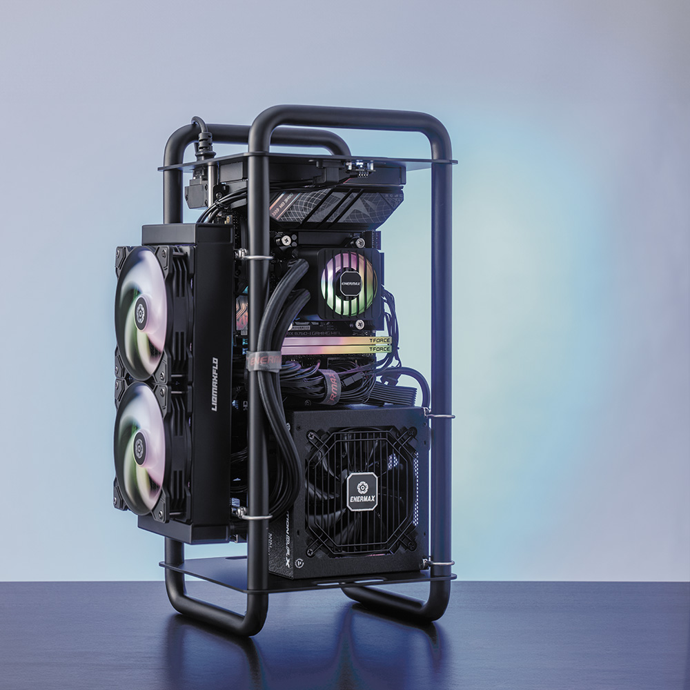 FLUID DYNAMIC BEARING FAN